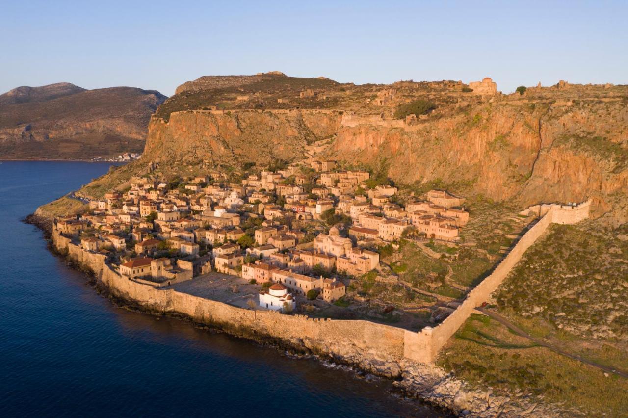 Victoria'S House In Monemvasia Castle Villa Exterior photo